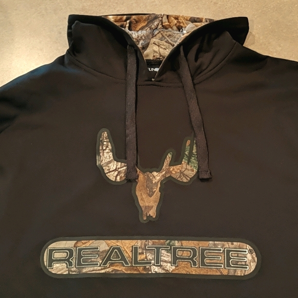 Realtree Other - 🦌NWT Realtree Men's Antler Black and Camo Hoodie